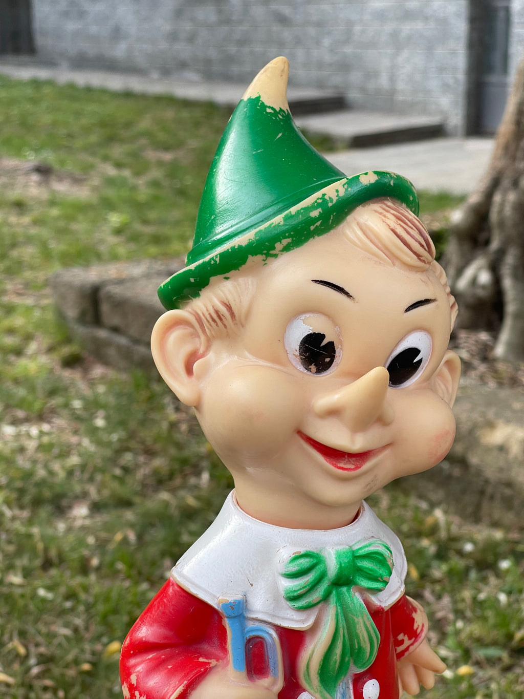 Pupazzo Pinocchio vintage in gomma Ledra Plastic anni 60 con trombetta - H 38 cm