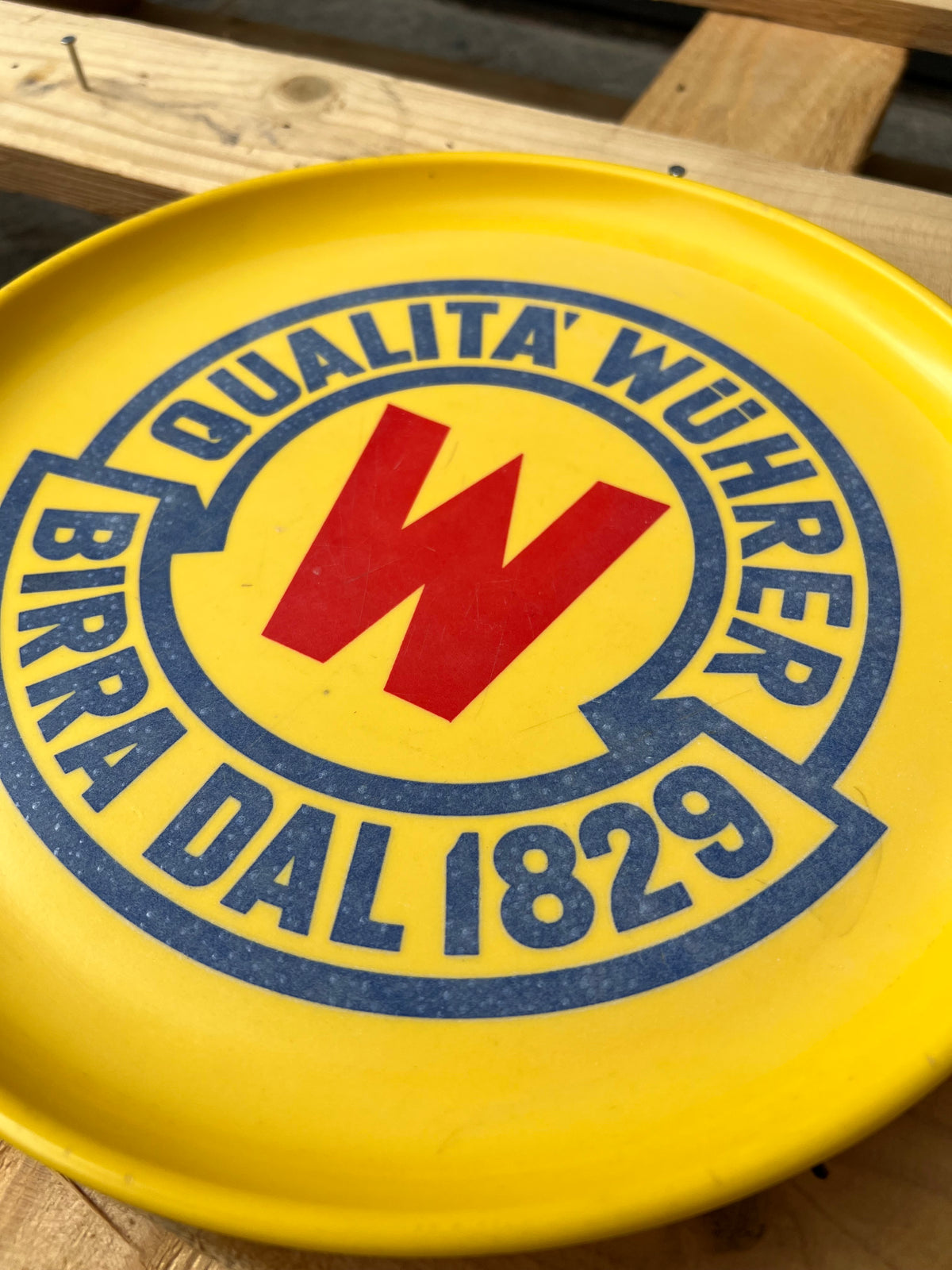 Vassoio Vintage Birra Wührer Anni '70 – Oggetto Pubblicitario da Collezione Giallo pezzo unico