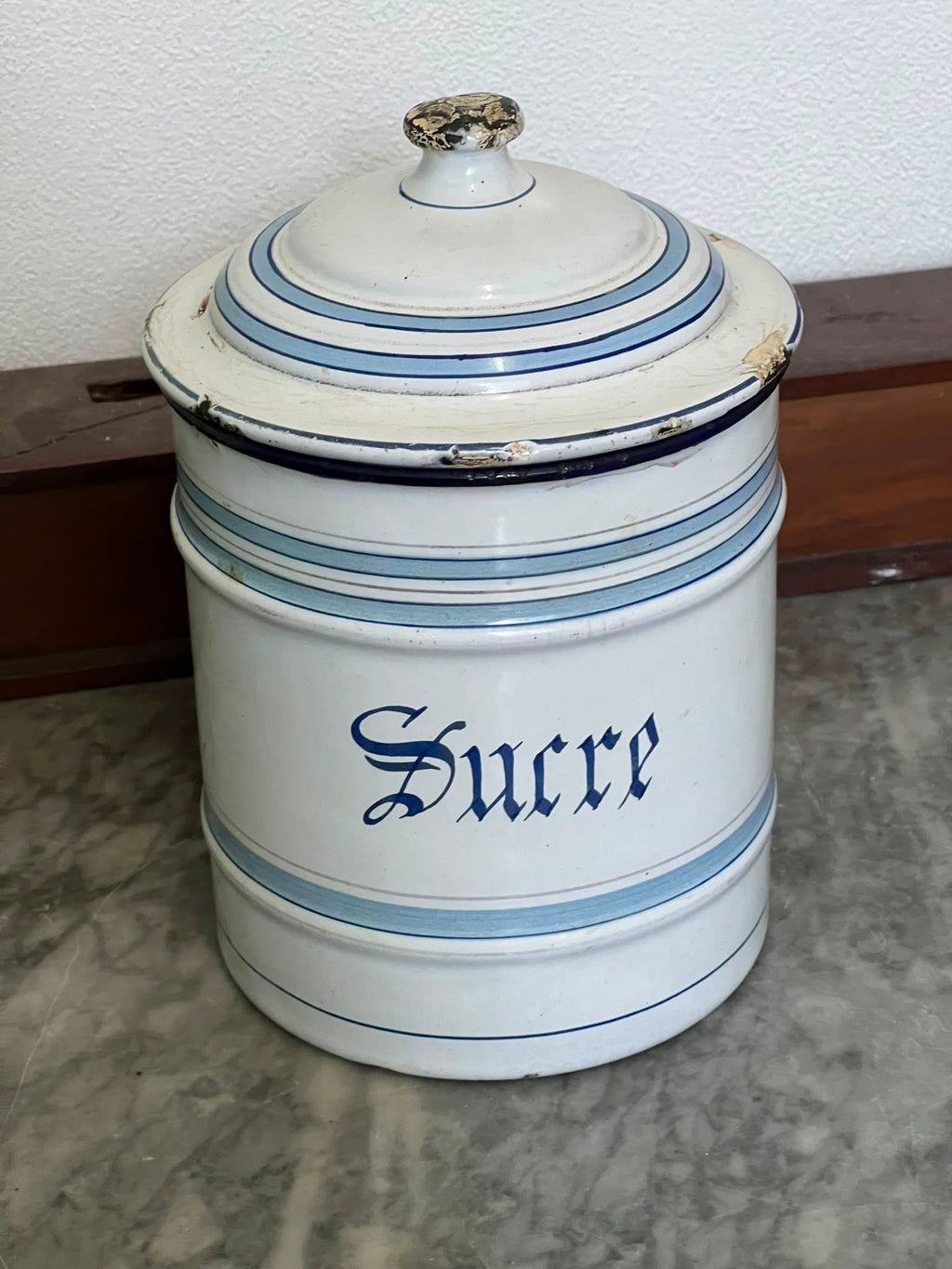Barattolo Zucchero "Sucre" Vintage in Metallo Smaltato Bianco e Blu - Antiquariato Francese pezzo unico