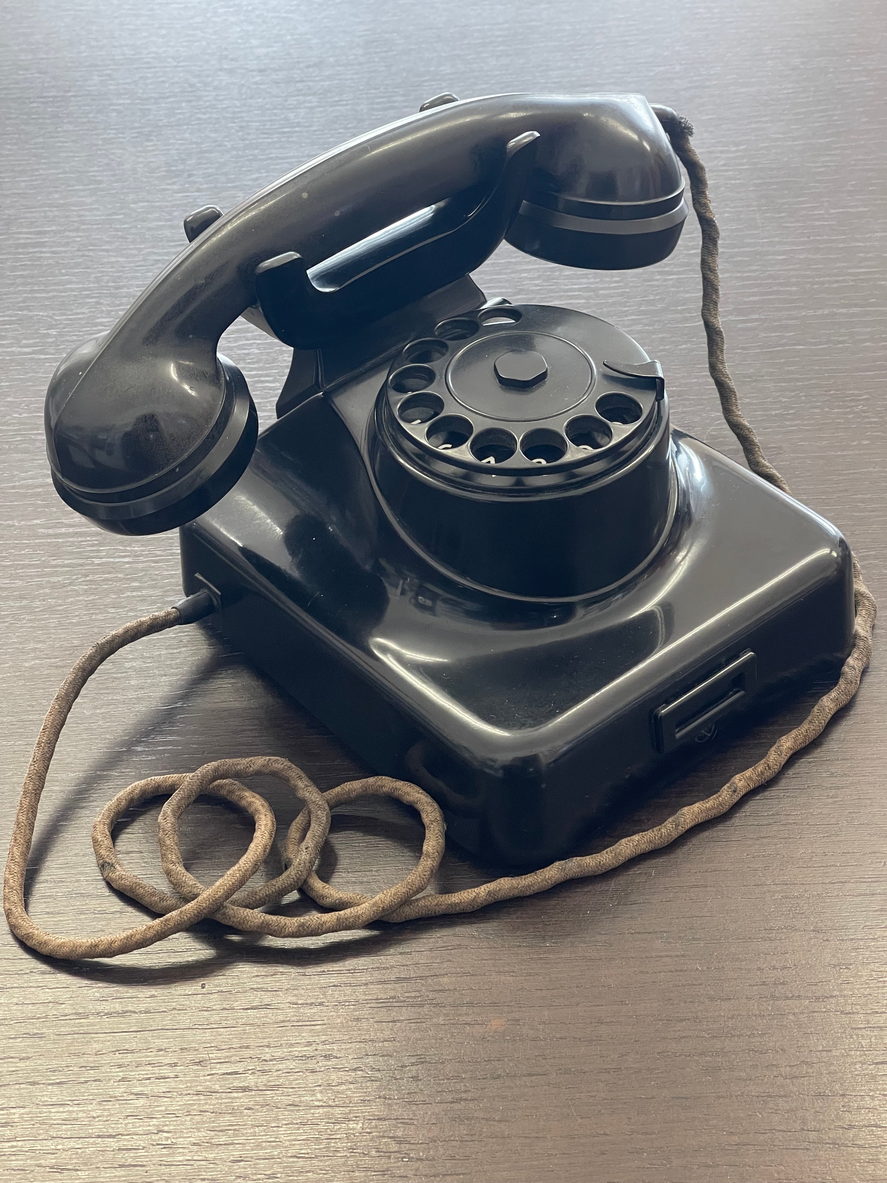 Raro Telefono Vintage Hagenuk Kiel W49 Bachelite Anni '40 - Germania - Condizioni strepitose pezzo unico