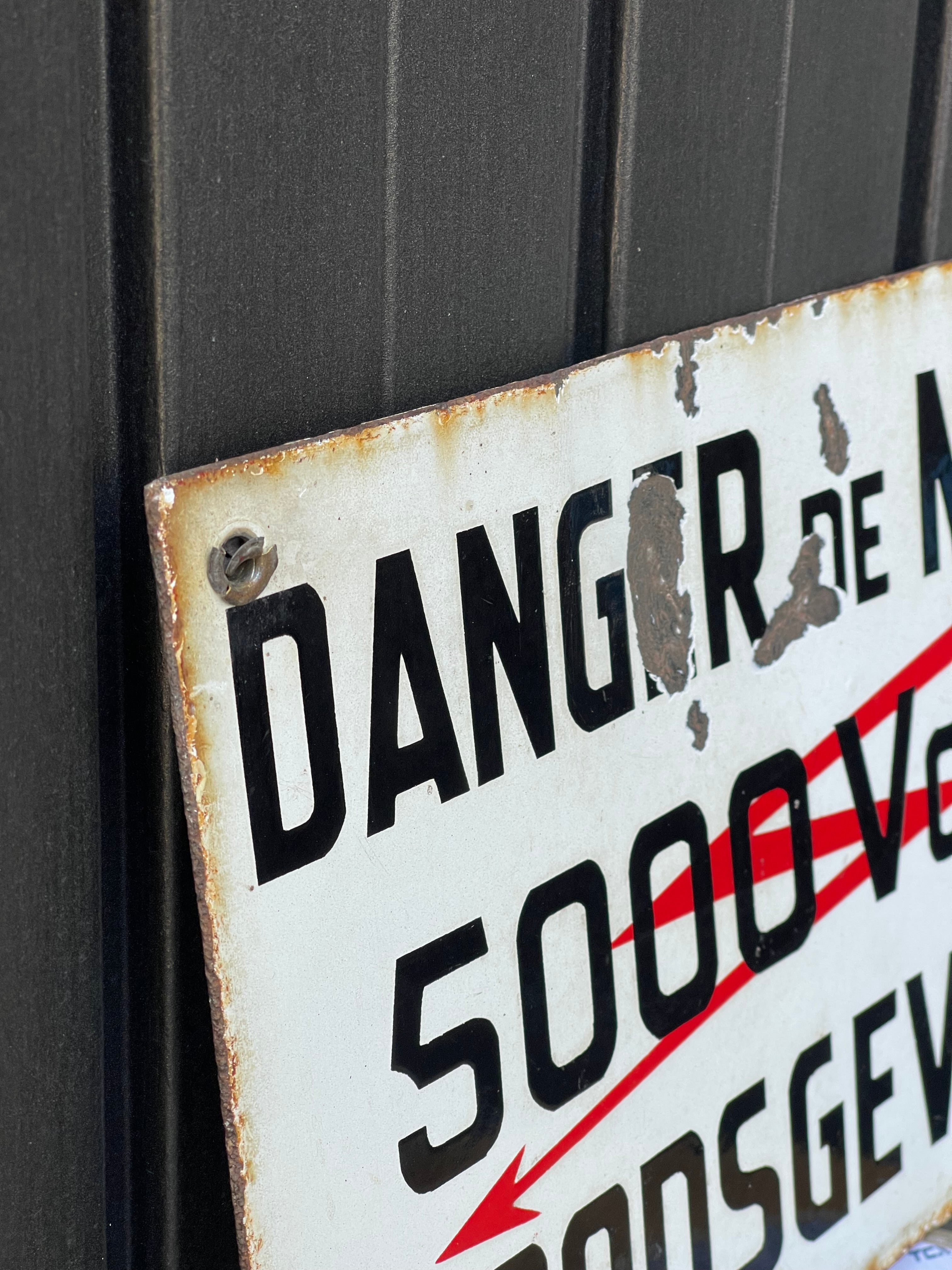 Insegna Smaltata Vintage Anni '50 "Danger de Mort - 5000 Volts" – 30x20 cm